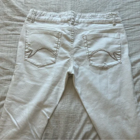 Mudd White Distressed Jeans Women's Capris Size 13 - Picture 6 of 6